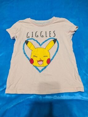 ⚡💖 Giggles Pikachu Heart Graphic Tee! 💖⚡